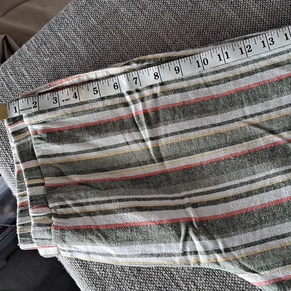 Ruby Rd. striped capri pants, size S. - Picture 9 of 11